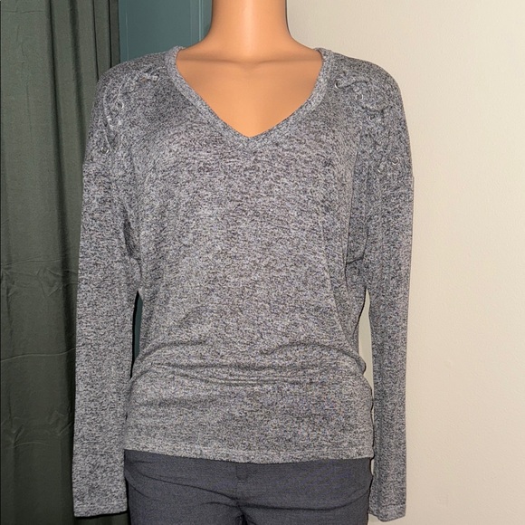 Express Tops - Express Heather Gray V-Neck Sweatshirt